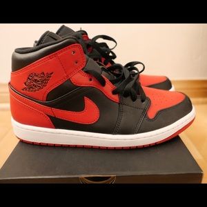 Jordan 1 Mid Banned